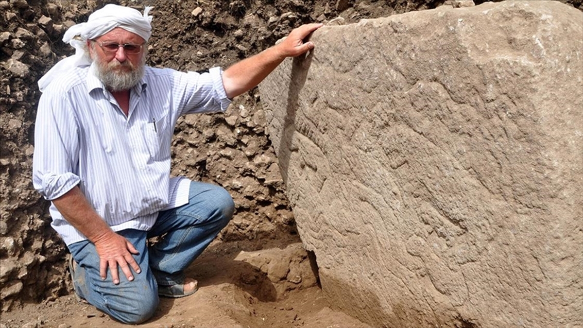 Göbeklitepe’yi dünya mirasına kazandıran Klaus Schmidt, vefatının 12. yılında anılıyor Göbeklitepe’yi dünya mirasına kazandıran Klaus Schmidt, vefatının 12. yılında anılıyor