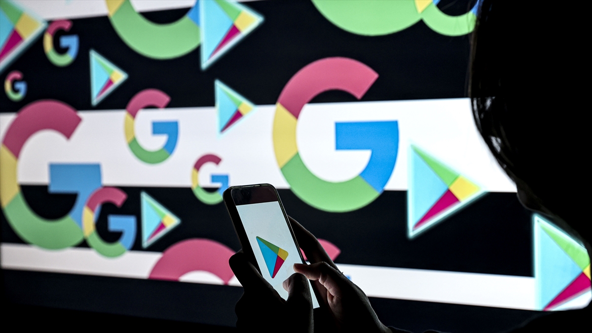 Google, VK ve MAX uygulamalarını Google Play’den kaldırdı