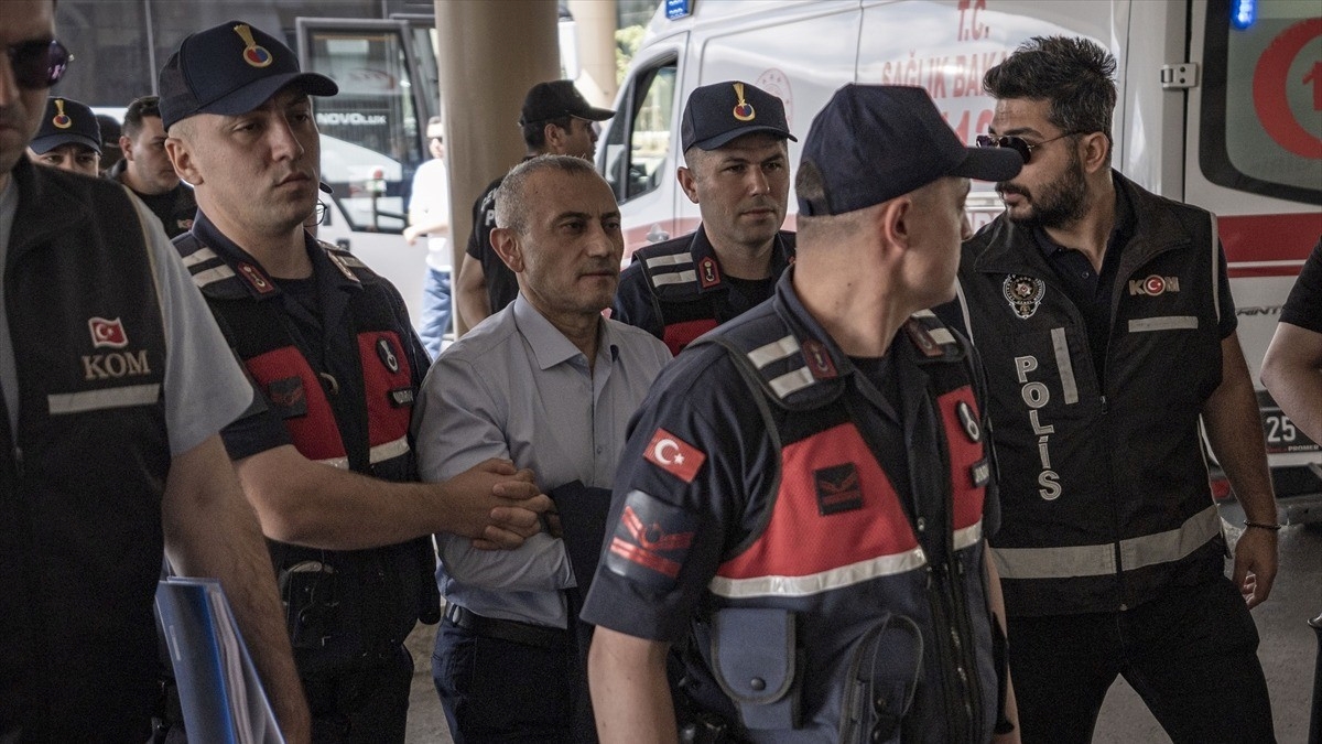Gülistan Doku soruşturmasında eski Tunceli Valisi Tuncay Sonel yeniden adliyede Gülistan Doku soruşturmasında eski Tunceli Valisi Tuncay Sonel yeniden adliyede
