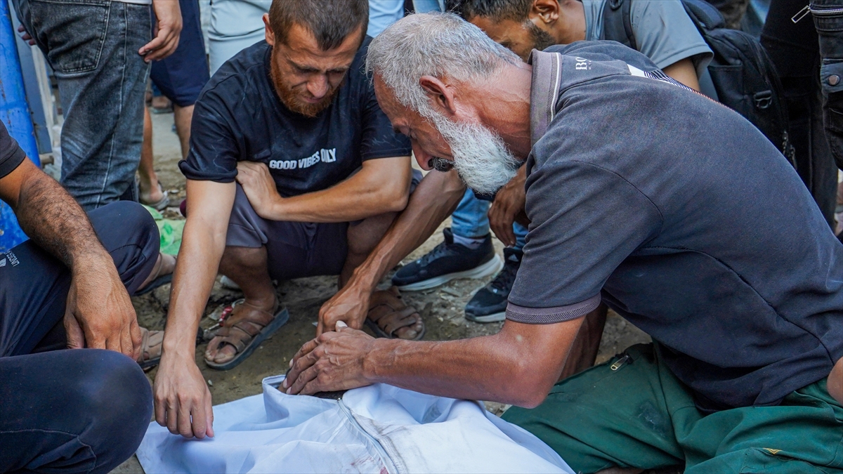 İsrail’in Gazze’ye saldırılarında can kaybı 73 bin 283’e yükseldi İsrail’in Gazze’ye saldırılarında can kaybı 73 bin 283’e yükseldi