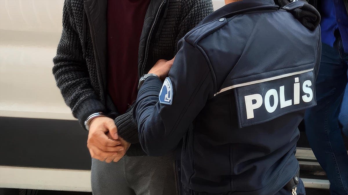 İstanbul merkezli yasa dışı bahis operasyonunda 9 zanlı yakalandı