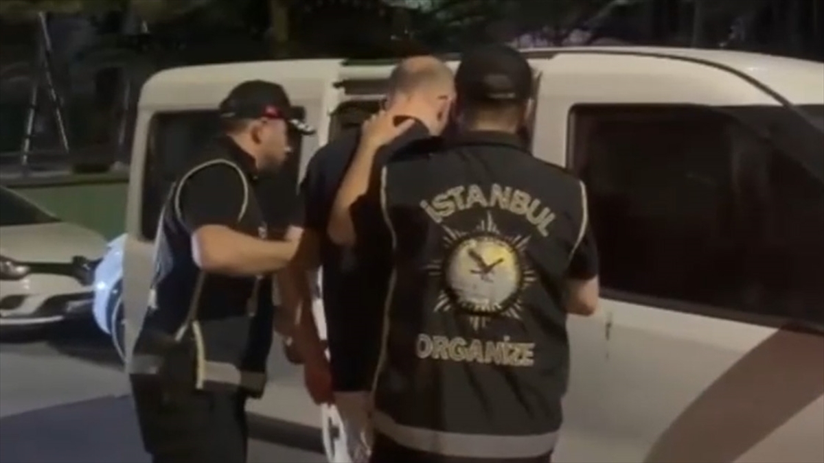İstanbul’da organize suç örgütüne operasyonda 37 şüpheli gözaltına alındı İstanbul’da organize suç örgütüne operasyonda 37 şüpheli gözaltına alındı
