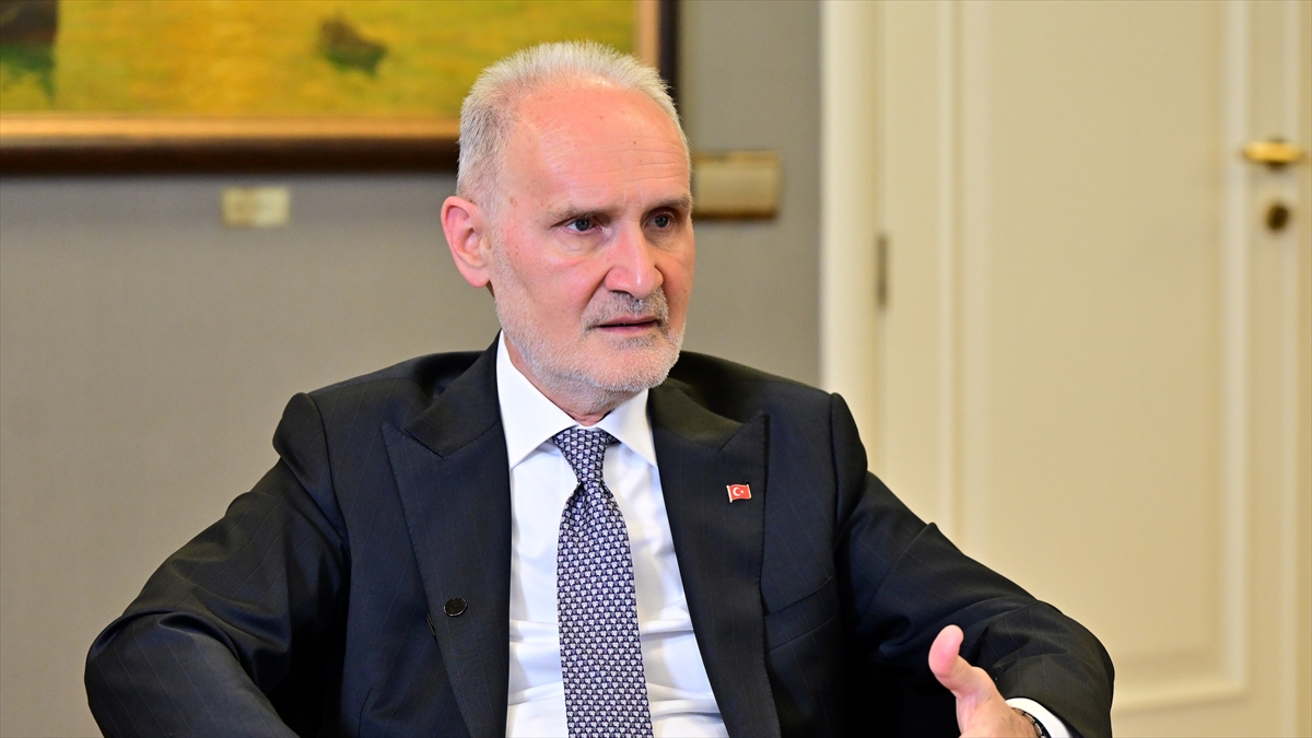 İTO Başkanı Avdagiç, iş dünyasının yılın ikinci 6 ayına ilişkin beklentilerini değerlendirdi İTO Başkanı Avdagiç, iş dünyasının yılın ikinci 6 ayına ilişkin beklentilerini değerlendirdi