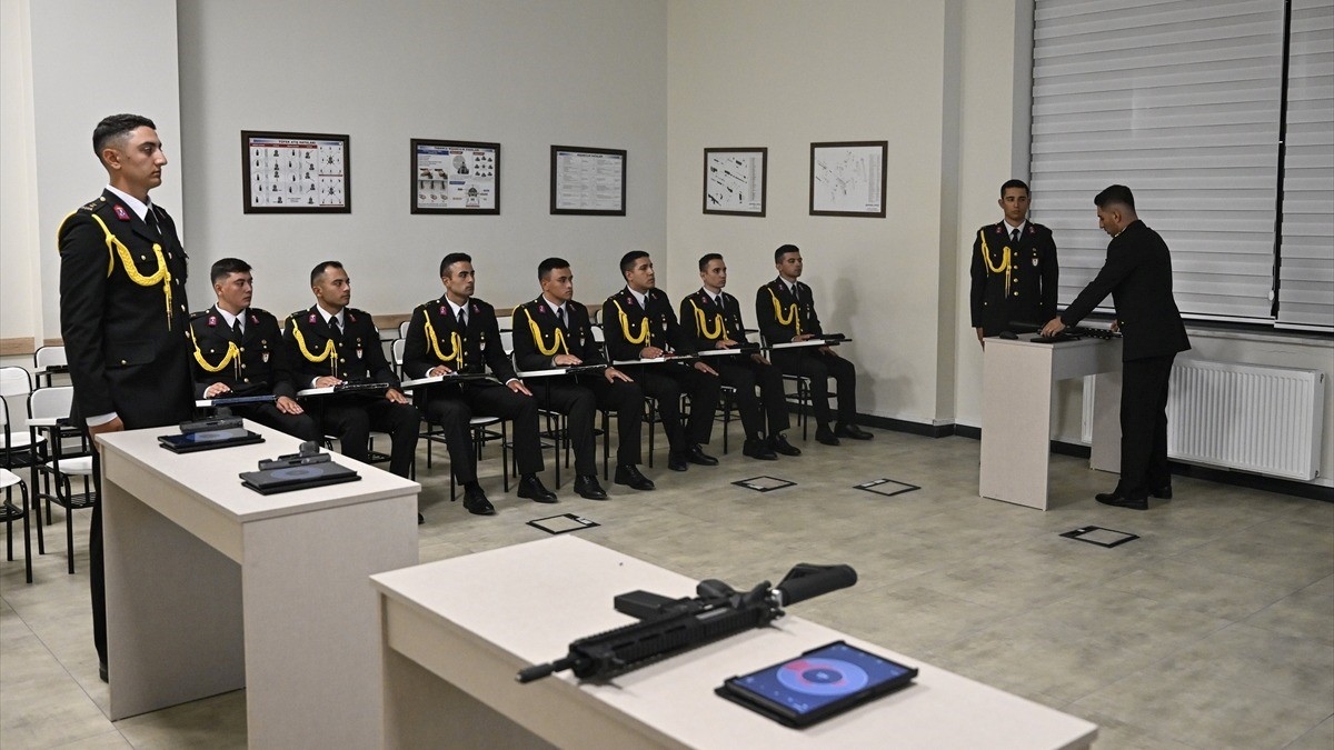 Jandarma ve Sahil Güvenlik Akademisi yeni adaylarını bekliyor Jandarma ve Sahil Güvenlik Akademisi yeni adaylarını bekliyor