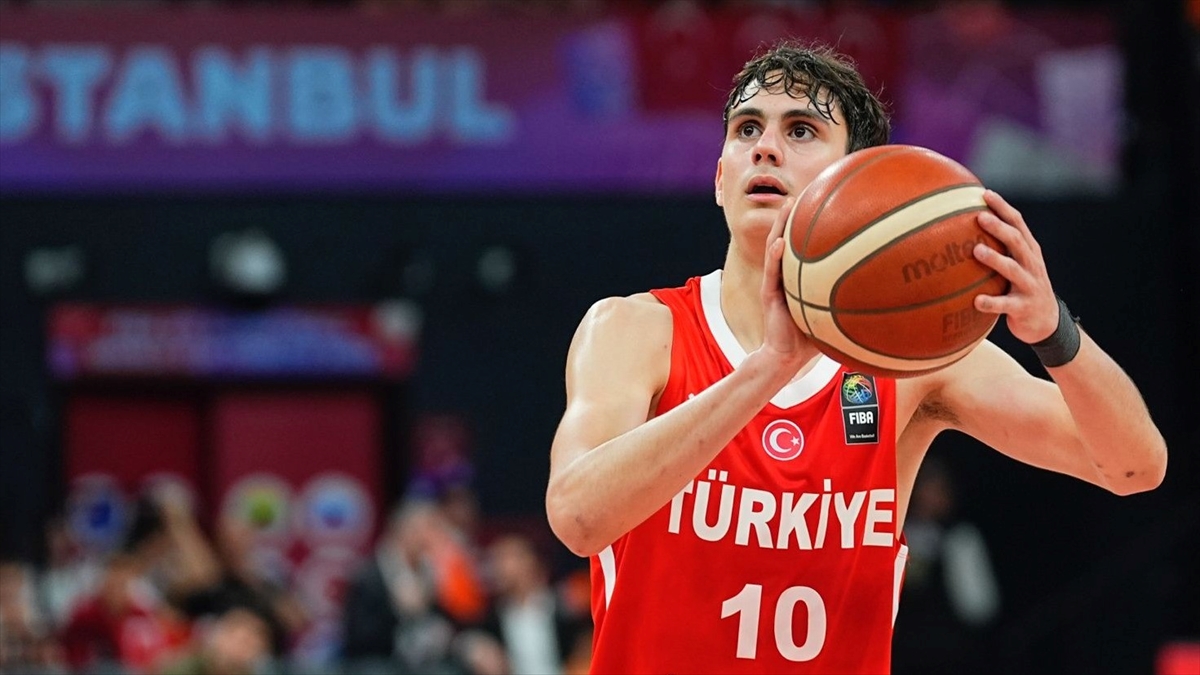 Milli basketbolcu Ömer Kutluay’ın hedefi FIBA 17 Yaş Altı Dünya Kupası’nda madalya