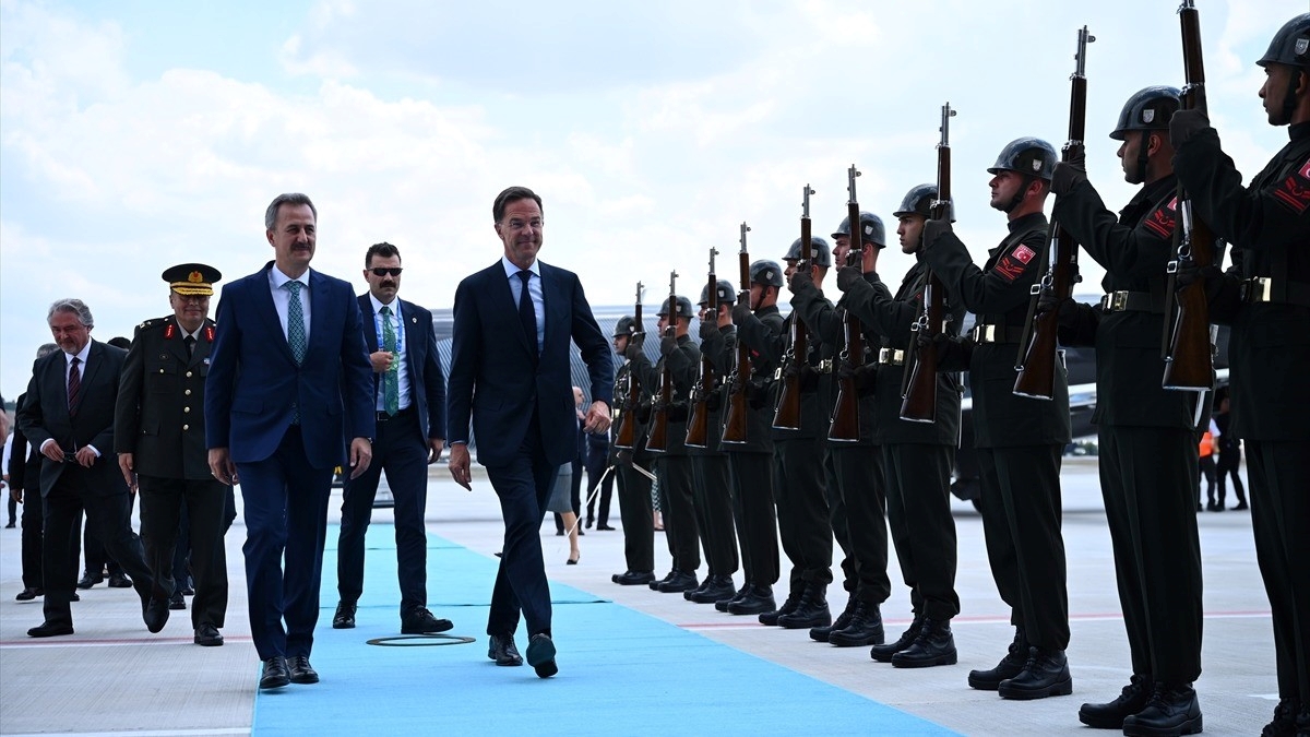 NATO Genel Sekreteri Rutte, Ankara’ya ulaştı NATO Genel Sekreteri Rutte, Ankara’ya ulaştı