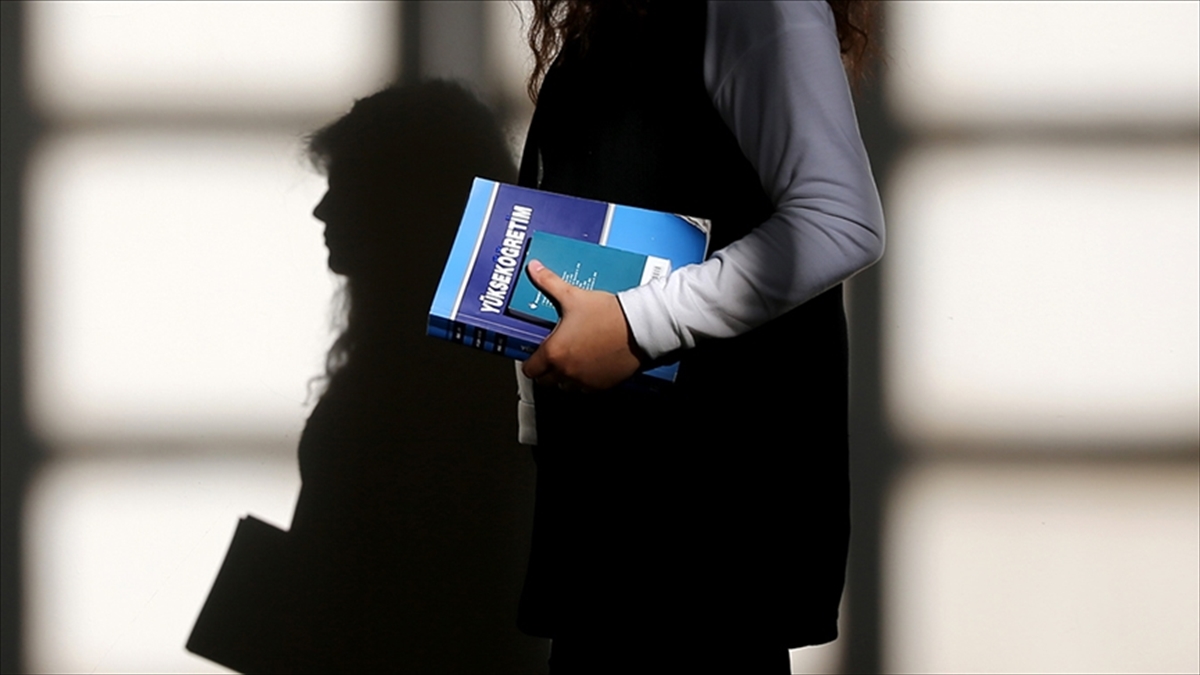 Öğrenci affına ve yükseköğretime ilişkin düzenlemeleri içeren kanun teklifi TBMM’de Öğrenci affına ve yükseköğretime ilişkin düzenlemeleri içeren kanun teklifi TBMM’de