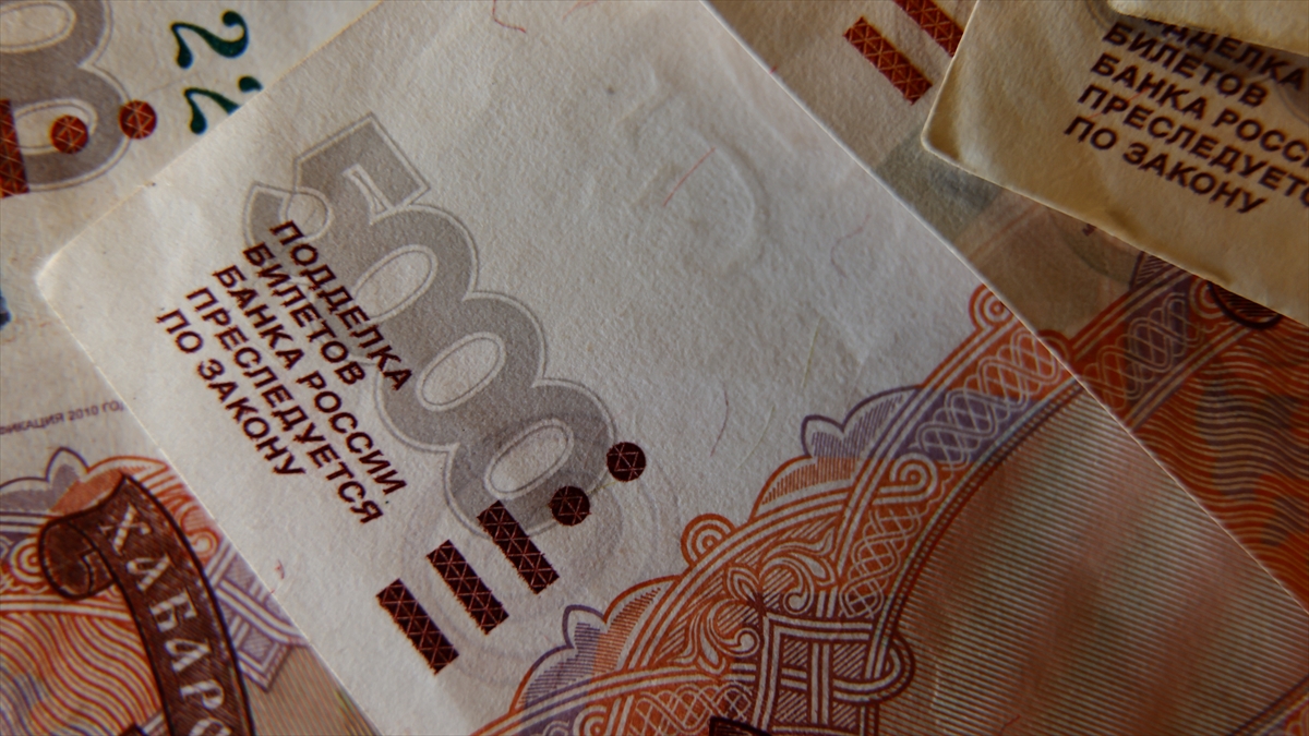 Rusya 2026 federal bütçe harcama planında 1 trilyon ruble artışa gitti Rusya 2026 federal bütçe harcama planında 1 trilyon ruble artışa gitti
