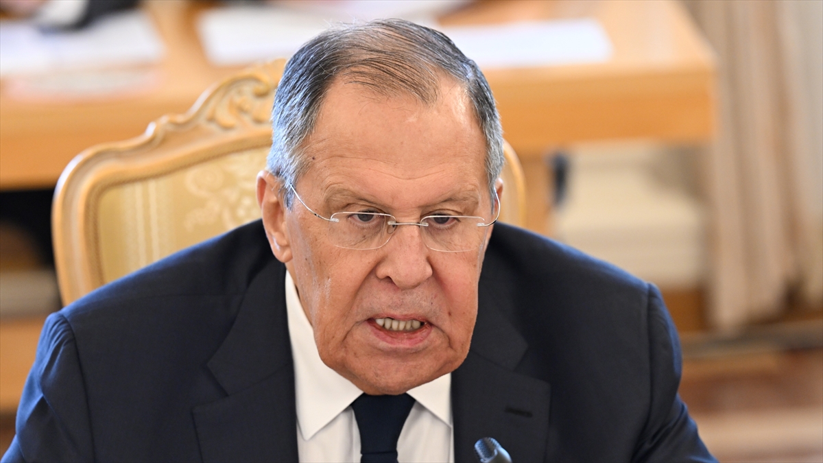 Rusya Dışişleri Bakanı Lavrov, ABD ile İran’a derhal ateşkes çağrısında bulundu Rusya Dışişleri Bakanı Lavrov, ABD ile İran’a derhal ateşkes çağrısında bulundu