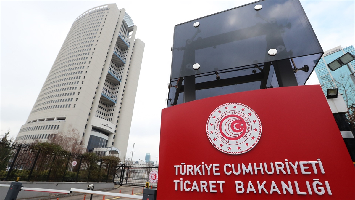 Ticaret Bakanlığı perakende ticarete yönelik düzenlemeleri hayata geçirmeye hazırlanıyor Ticaret Bakanlığı perakende ticarete yönelik düzenlemeleri hayata geçirmeye hazırlanıyor