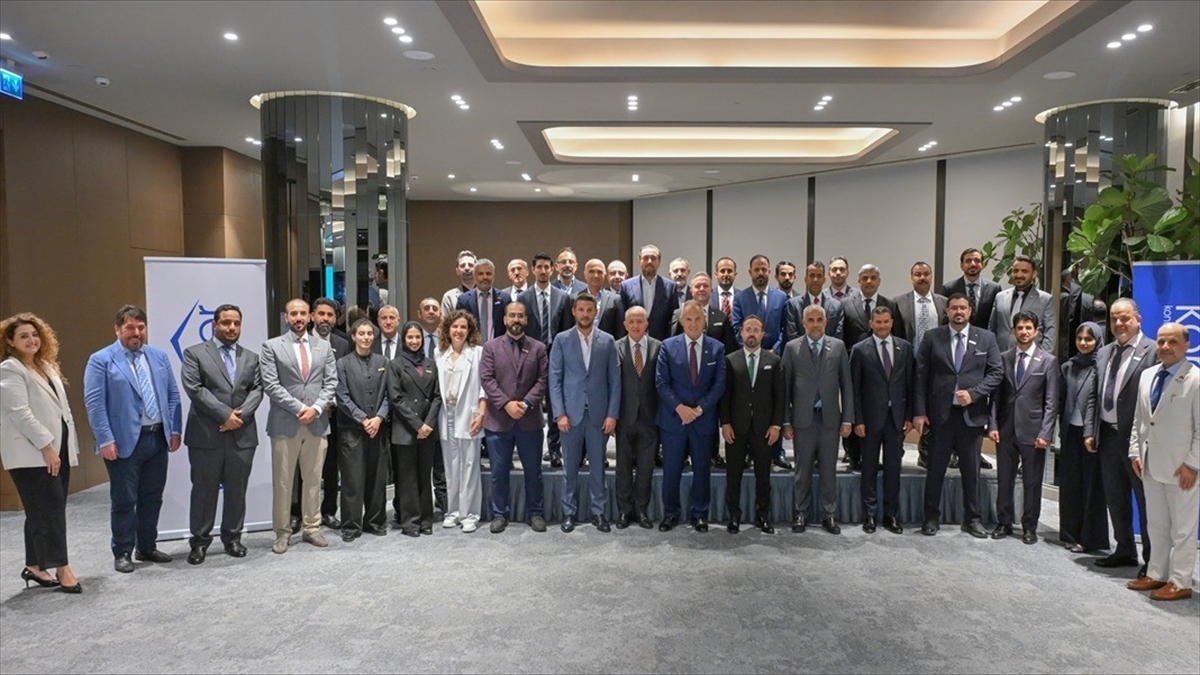 Türk konut üreticileri ile Ummanlı heyet ortak yatırım fırsatlarını görüştü Türk konut üreticileri ile Ummanlı heyet ortak yatırım fırsatlarını görüştü