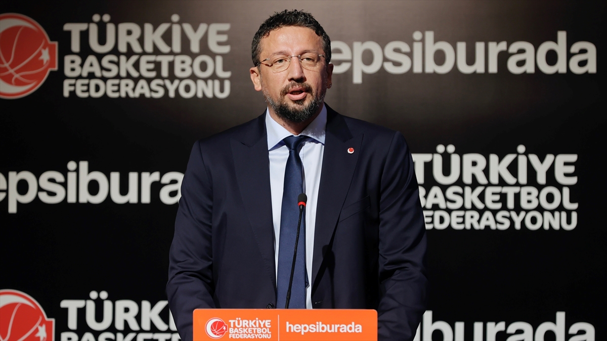 Türkiye Basketbol Federasyonu ile Hepsiburada arasındaki sponsorluk anlaşması yenilendi Türkiye Basketbol Federasyonu ile Hepsiburada arasındaki sponsorluk anlaşması yenilendi