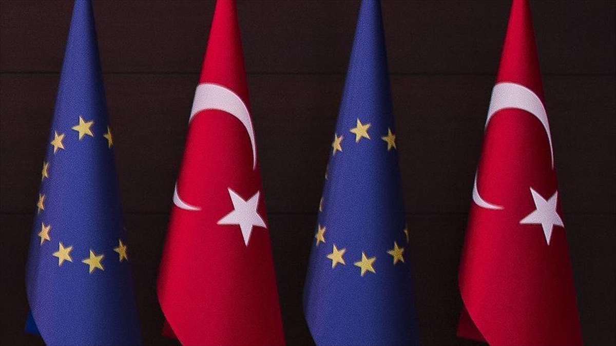Türkiye ile AB arasındaki e-ticaretin kesintisiz sürmesi için yeni adım Türkiye ile AB arasındaki e-ticaretin kesintisiz sürmesi için yeni adım
