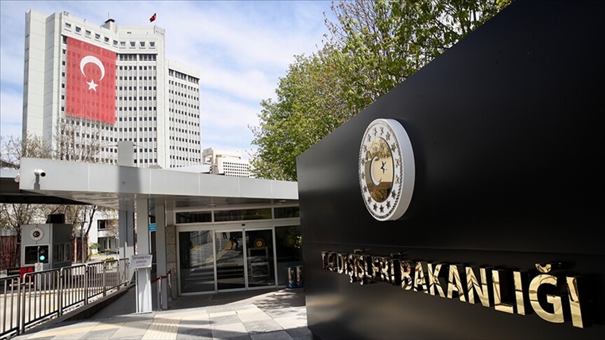 Türkiye, Suriye’nin başkenti Şam’da yapılan saldırıyı “güçlü şekilde” kınadı Türkiye, Suriye’nin başkenti Şam’da yapılan saldırıyı “güçlü şekilde” kınadı