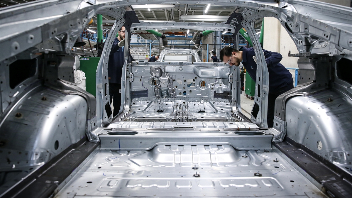 Türkiye’nin otomotiv üretiminin yüzde 35,5’i Bursa’dan karşılandı Türkiye’nin otomotiv üretiminin yüzde 35,5’i Bursa’dan karşılandı