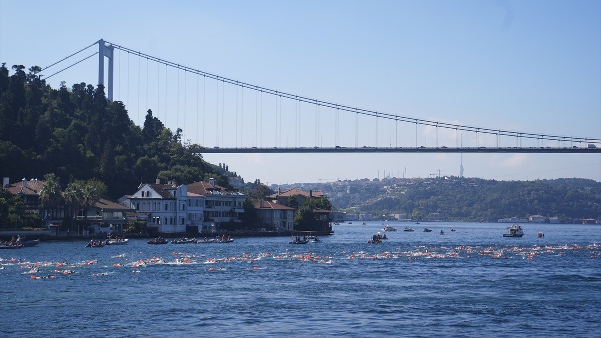 38. Boğaziçi Kıtalararası Yüzme Yarışı başladı
