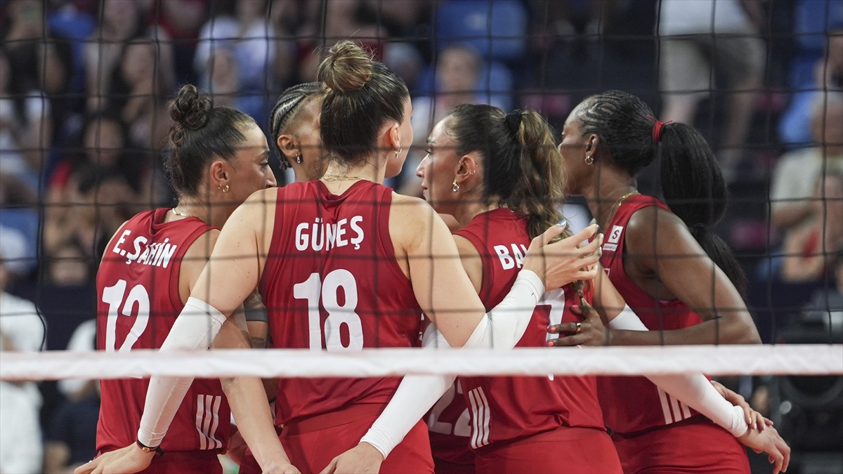 A Milli Kadın Voleybol Takımı, Letonya’yı 3-0 yendi