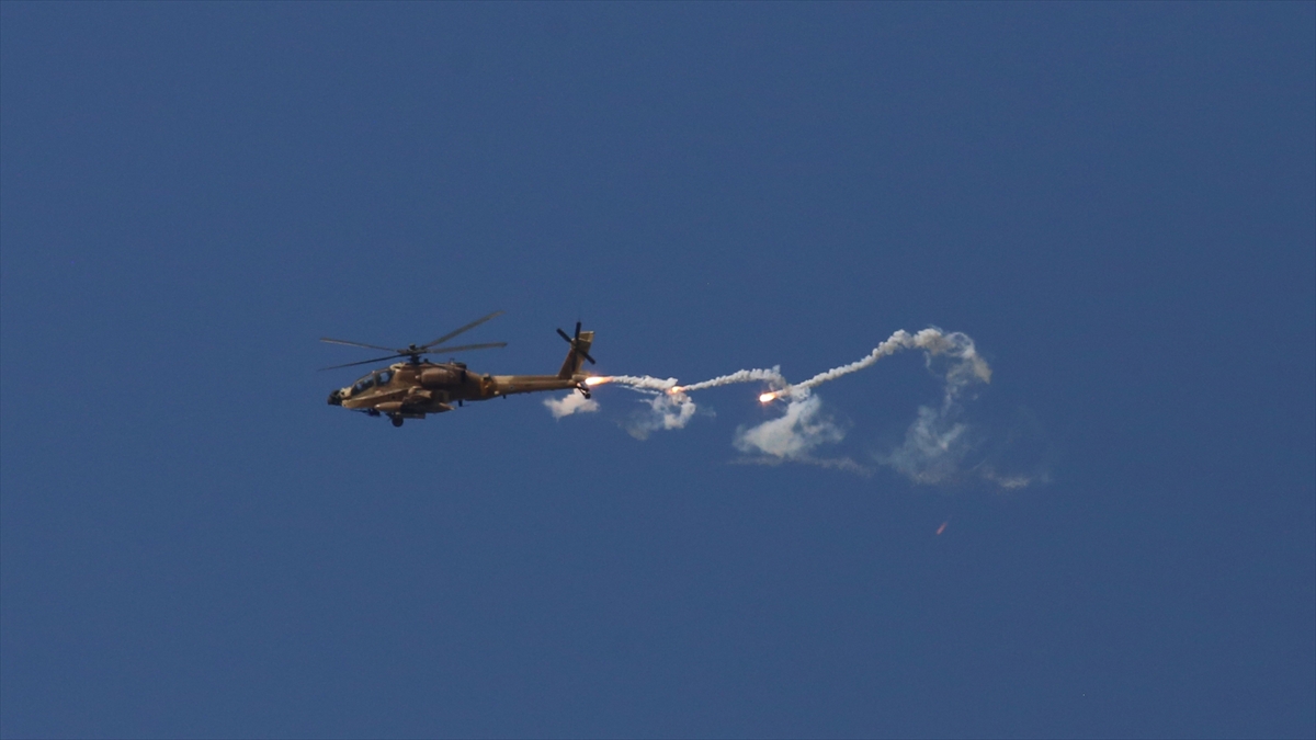 ABD, Texas’ta meydana gelen kazanın ardından tüm Apache helikopter eğitim uçuşlarını askıya aldı ABD, Texas’ta meydana gelen kazanın ardından tüm Apache helikopter eğitim uçuşlarını askıya aldı