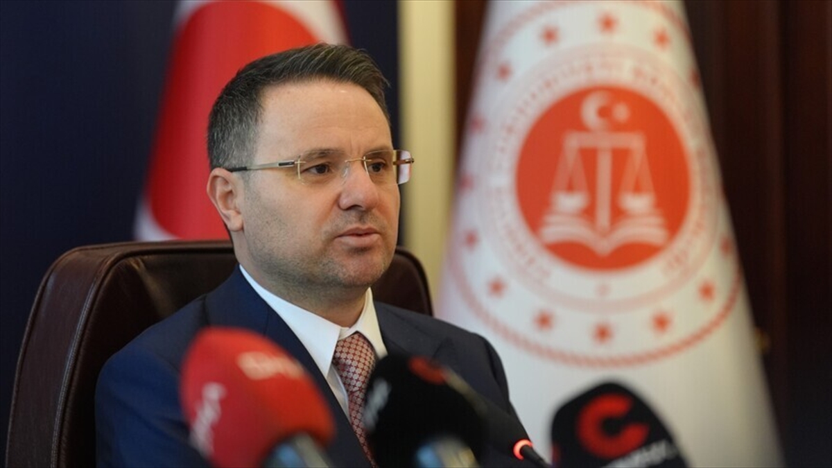 Adalet Bakanı Gürlek, Van ve Afyonkarahisar’daki 2 faili meçhul olayın aydınlatıldığını duyurdu Adalet Bakanı Gürlek, Van ve Afyonkarahisar’daki 2 faili meçhul olayın aydınlatıldığını duyurdu
