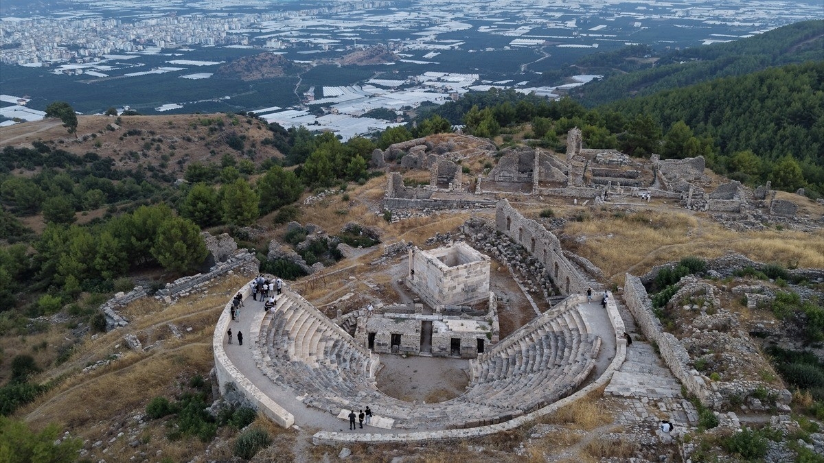 Antalya’daki Rhodiapolis Antik Kenti’nde kazılara yeniden başlanacak Antalya’daki Rhodiapolis Antik Kenti’nde kazılara yeniden başlanacak
