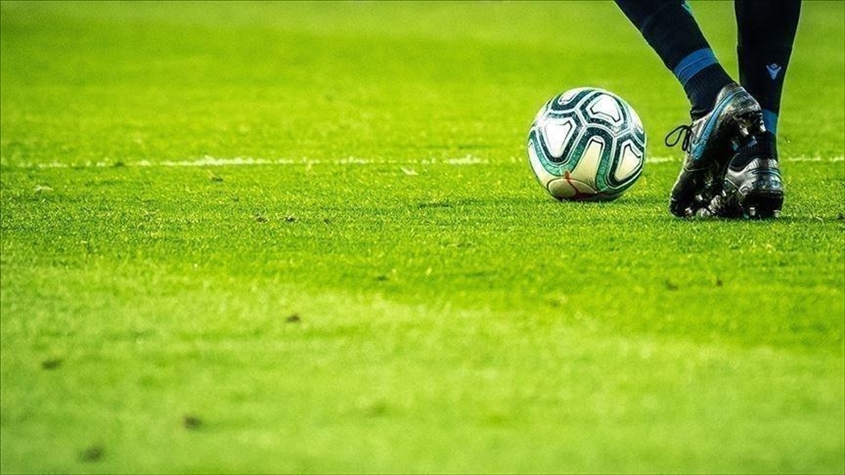 Bakan Bak, Süper Lig’in yeni sezonu için açılış mesajı yayımladı