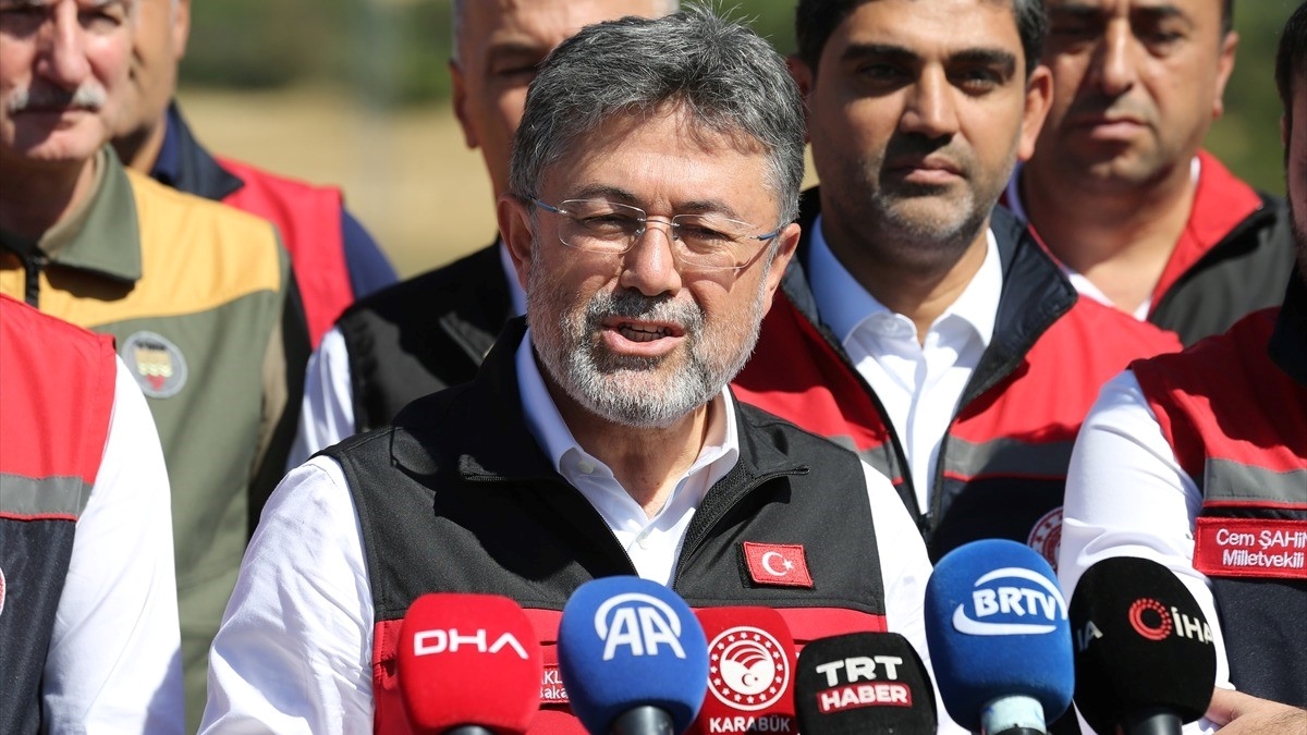 Bakan Yumaklı: Hasat sezonunu 140 milyon tonluk bir üretimle kapatmış olacağız Bakan Yumaklı: Hasat sezonunu 140 milyon tonluk bir üretimle kapatmış olacağız