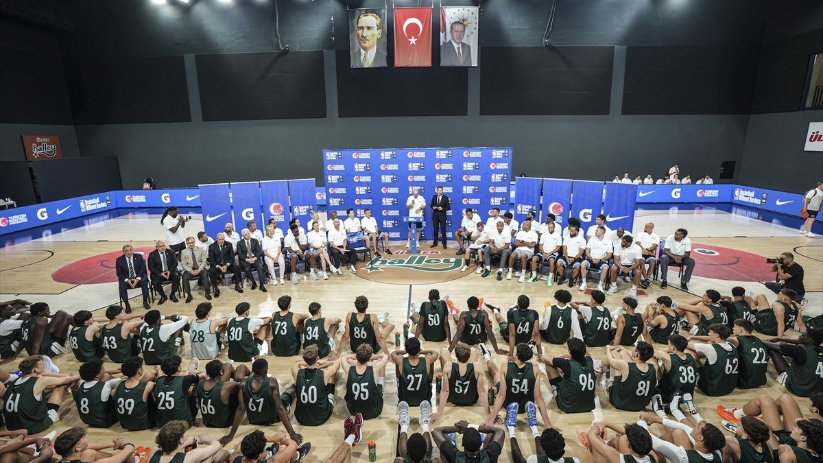 Basketball Without Borders (BWB) Next Up erkekler kampı, İstanbul’da başladı Basketball Without Borders (BWB) Next Up erkekler kampı, İstanbul’da başladı