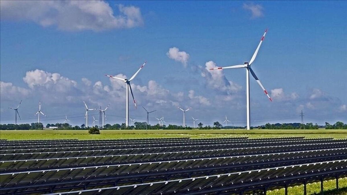 Bataryalar güneş enerjisindeki üretimin yüzde 34’ünü güneşsiz saatlere taşıyabilir
