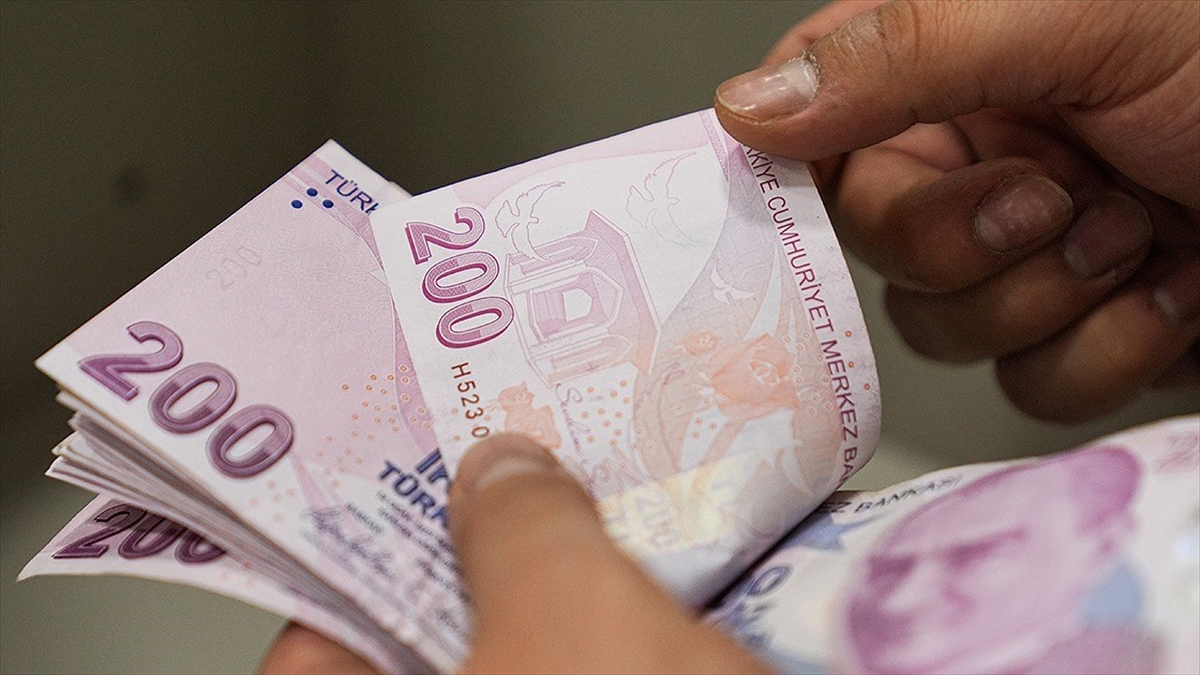 BES havuzunda toplam fon büyüklüğü 2,6 trilyon lirayı, BES’ten emekli sayısı 500 bini aştı BES havuzunda toplam fon büyüklüğü 2,6 trilyon lirayı, BES’ten emekli sayısı 500 bini aştı