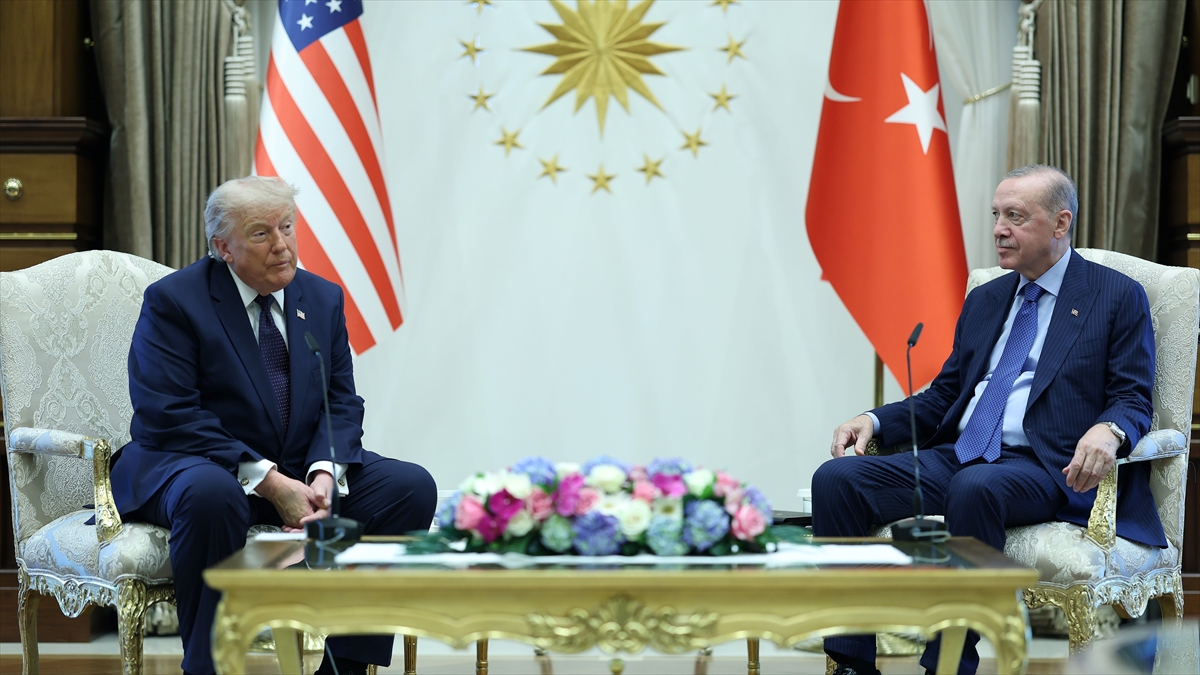 Cumhurbaşkanı Erdoğan, ABD Başkanı Trump ile telefonda görüştü Cumhurbaşkanı Erdoğan, ABD Başkanı Trump ile telefonda görüştü