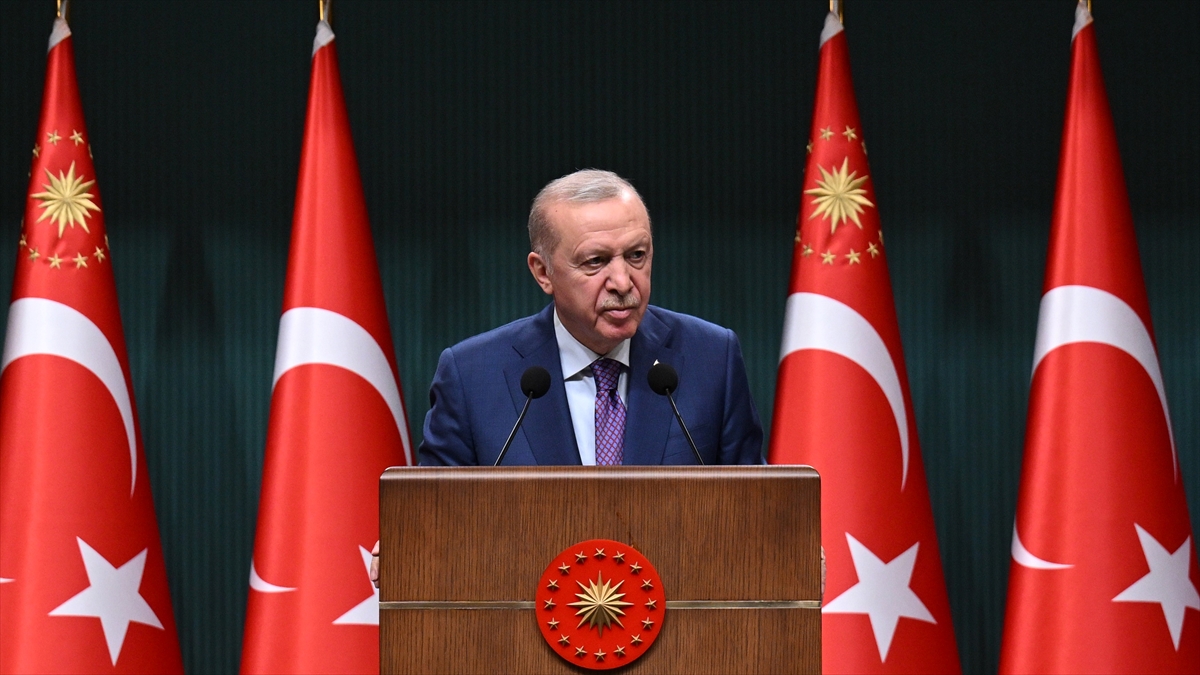 Cumhurbaşkanı Erdoğan:  Ülkemizin bilim ve teknoloji yolculuğunda yeni ve güçlü bir insan kaynağı hamlesi başlatıyoruz
