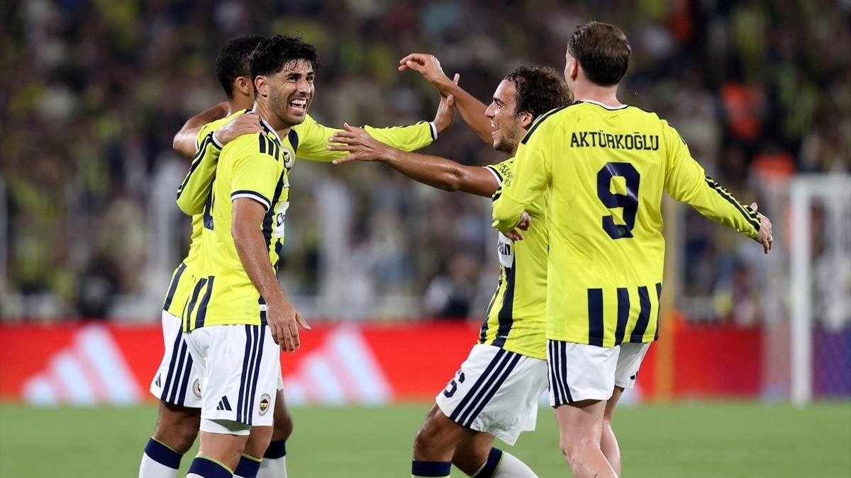 Fenerbahçe, avantaj elde etti Fenerbahçe, avantaj elde etti