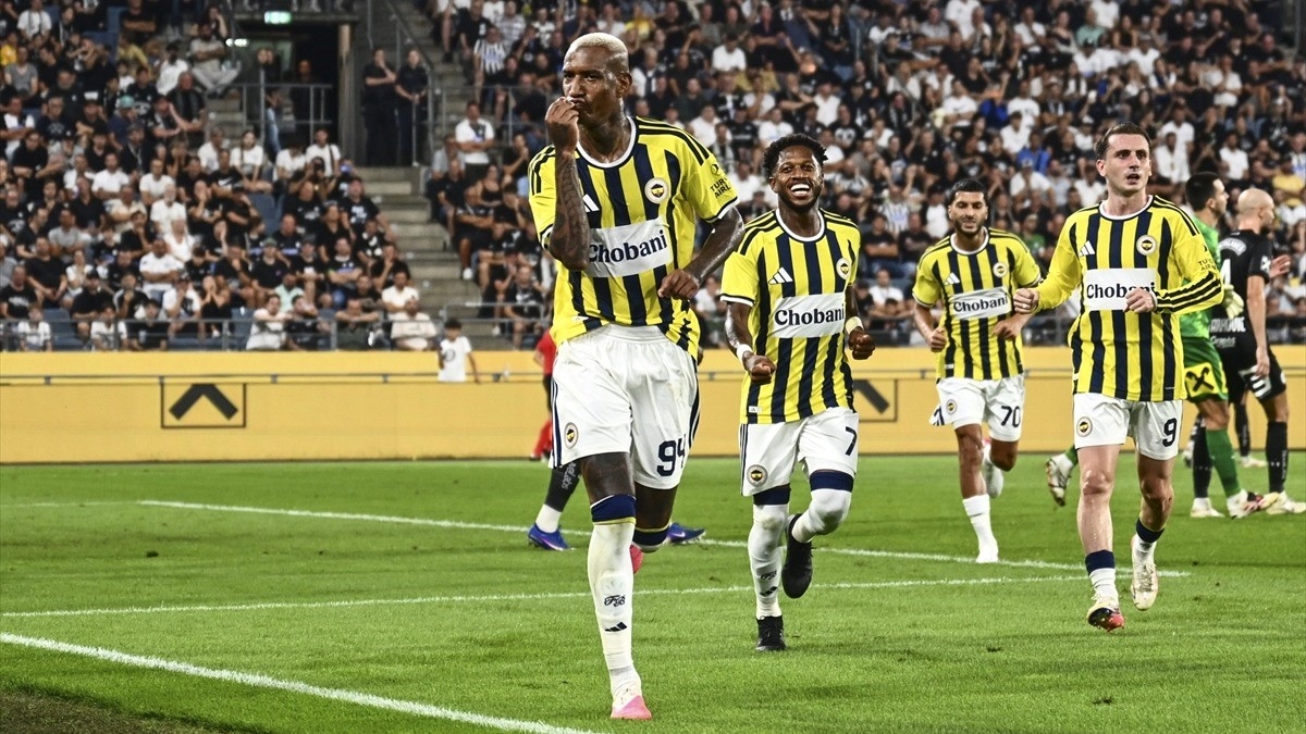 Fenerbahçe, play-off turuna galibiyetle yükseldi Fenerbahçe, play-off turuna galibiyetle yükseldi