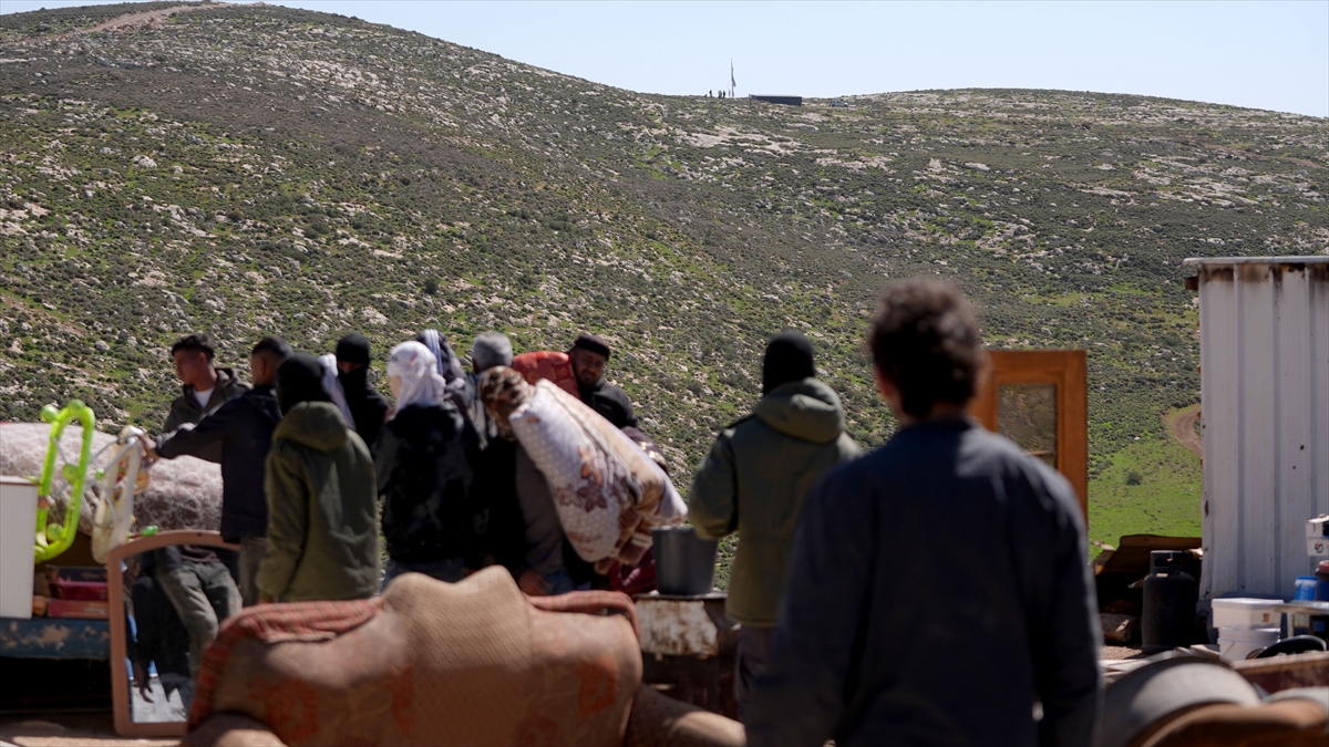 Filistinli STK: İsrailliler, Ramallah’ın doğusundaki bedevileri zorla göç ettirmek için saldırılarını artırdı Filistinli STK: İsrailliler, Ramallah’ın doğusundaki bedevileri zorla göç ettirmek için saldırılarını artırdı