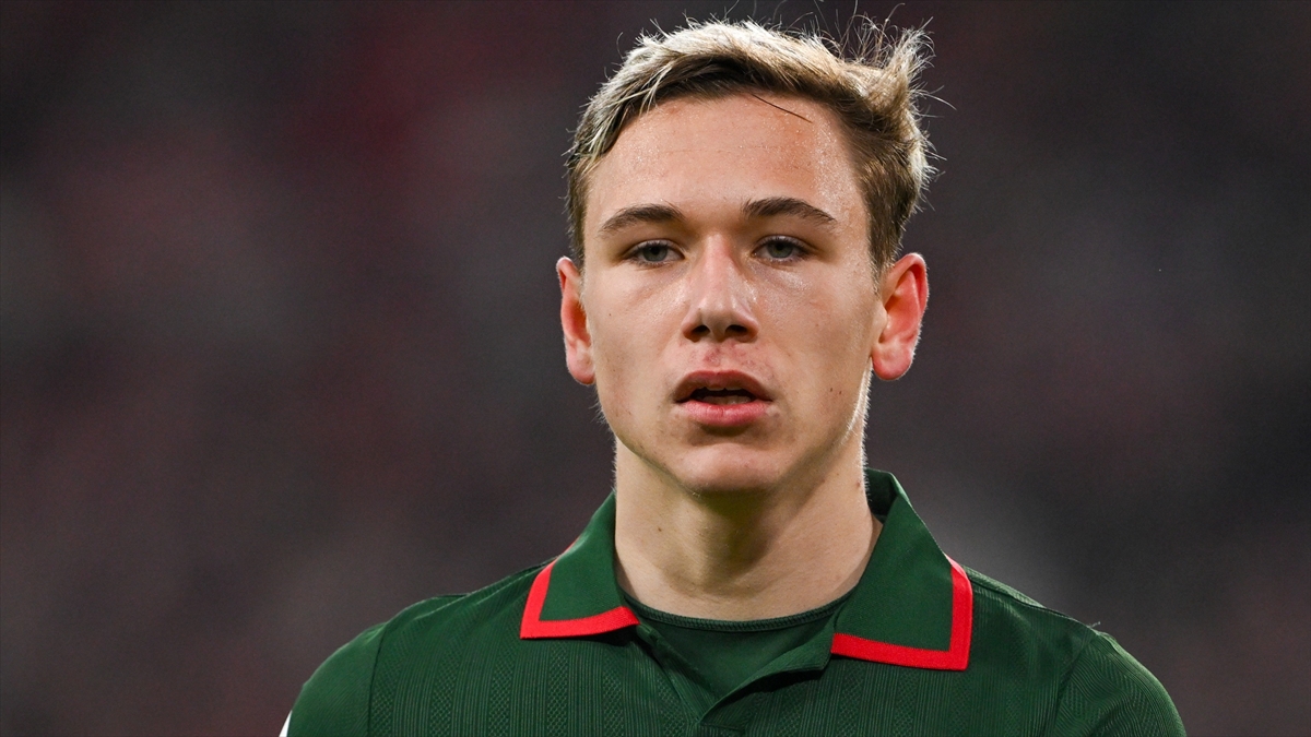 Galatasaray, Rus futbolcu Batrakov’un transferi için görüşmelerin başladığını duyurdu Galatasaray, Rus futbolcu Batrakov’un transferi için görüşmelerin başladığını duyurdu