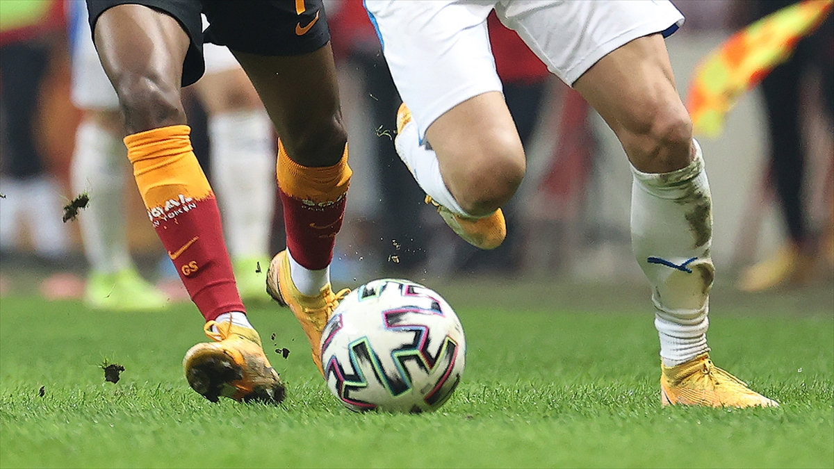 Galatasaray, Süper Lig’de yarın Erzurumspor FK ile deplasmanda karşılaşacak Galatasaray, Süper Lig’de yarın Erzurumspor FK ile deplasmanda karşılaşacak