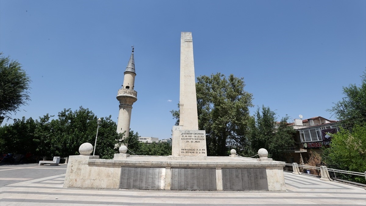 Gaziantep’te Fransız işgalinin izleri minare taşlarında