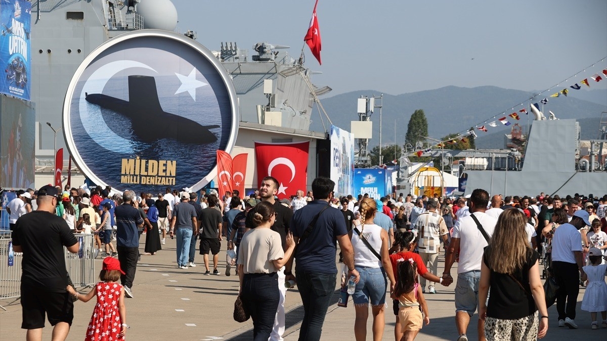 Gölcük Tersanesi, kuruluşunun 100. yılında TEKNOFEST Mavi Vatan’a ev sahipliği yapıyor Gölcük Tersanesi, kuruluşunun 100. yılında TEKNOFEST Mavi Vatan’a ev sahipliği yapıyor