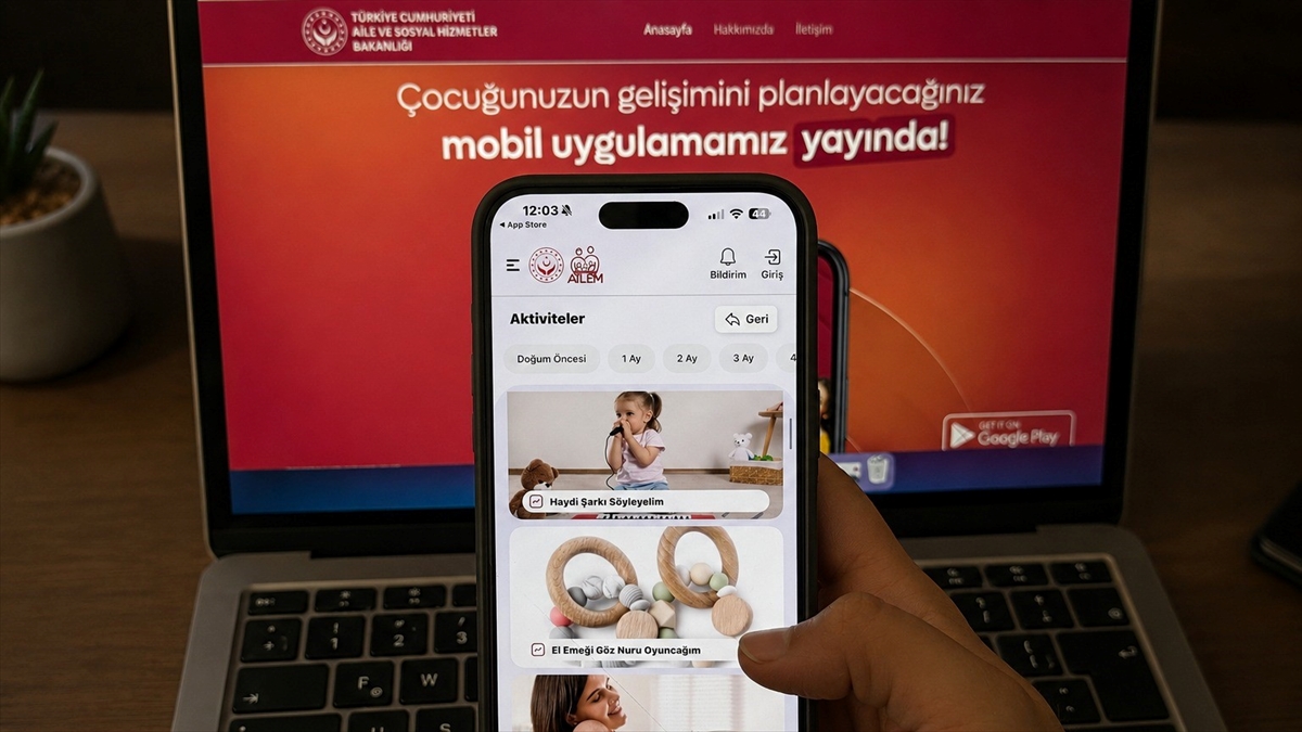 “İlk Öğretmenim Ailem” mobil uygulaması 2 milyonun üzerinde aileye rehberlik etti “İlk Öğretmenim Ailem” mobil uygulaması 2 milyonun üzerinde aileye rehberlik etti