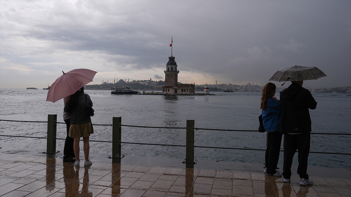 İstanbul yarın yağışlı sistemin etkisi altına girecek