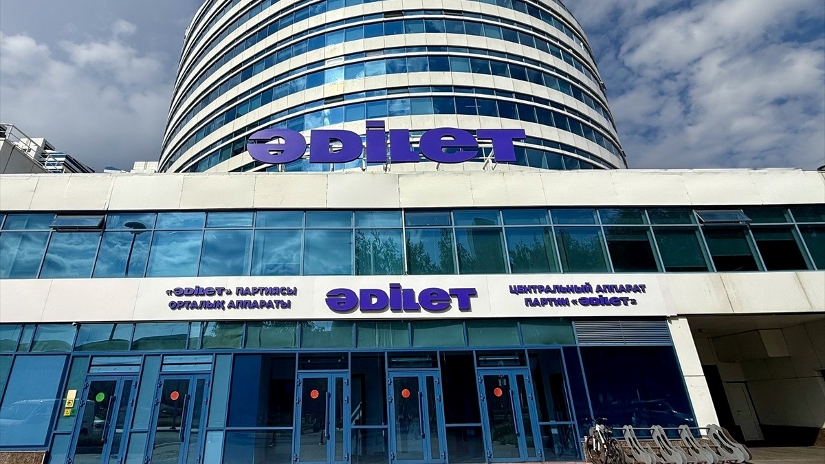 Kazakistan’da tek meclisli Kurultay seçiminde Adilet Partisi birinci oldu Kazakistan’da tek meclisli Kurultay seçiminde Adilet Partisi birinci oldu