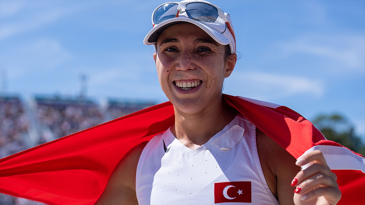 Milli pentatlet İlke Özyüksel Mihrioğlu, Avrupa şampiyonu oldu