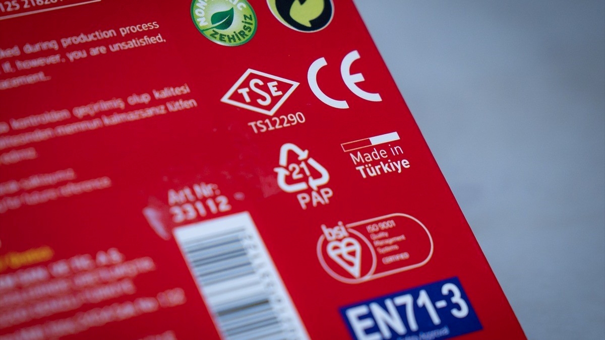 Okul alışverişinde TSE ve CE işaretli ürünlerin satın alınması önem taşıyor Okul alışverişinde TSE ve CE işaretli ürünlerin satın alınması önem taşıyor