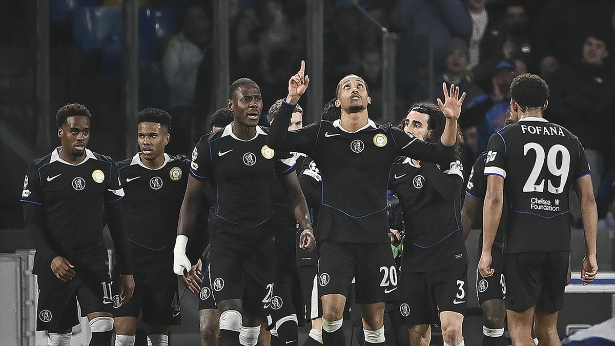 Premier Lig’de 5 gollü Londra derbisini Chelsea kazandı Premier Lig’de 5 gollü Londra derbisini Chelsea kazandı