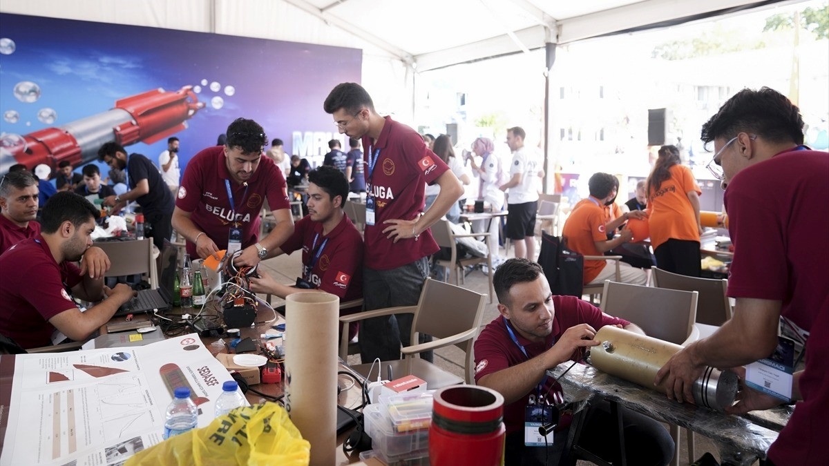 TEKNOFEST Mavi Vatan, savunma sanayisine genç yetenekler kazandırıyor TEKNOFEST Mavi Vatan, savunma sanayisine genç yetenekler kazandırıyor