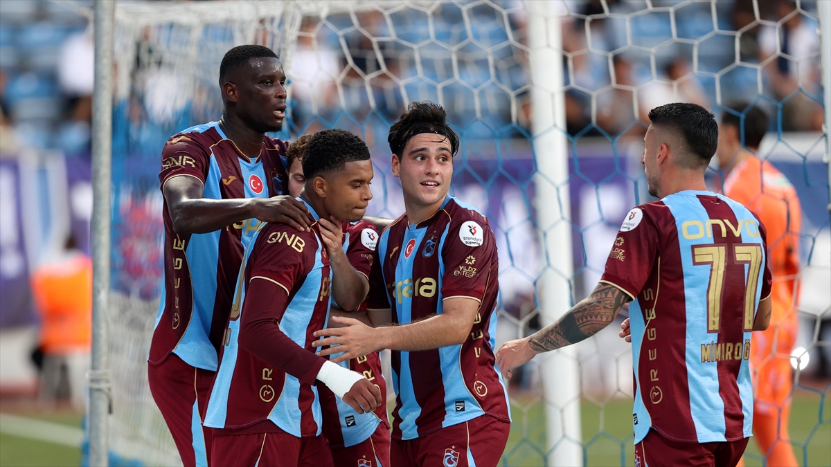 Trabzonspor, UEFA Avrupa Ligi play-off turunda Ferencvaros’u konuk edecek Trabzonspor, UEFA Avrupa Ligi play-off turunda Ferencvaros’u konuk edecek