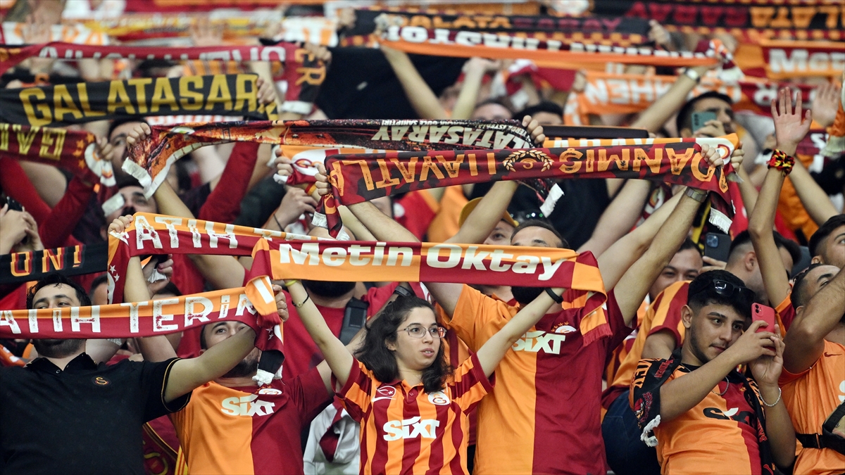 Trendyol Süper Lig kombinelerinin en pahalısı 275 bin, en ucuzu 3 bin lira Trendyol Süper Lig kombinelerinin en pahalısı 275 bin, en ucuzu 3 bin lira