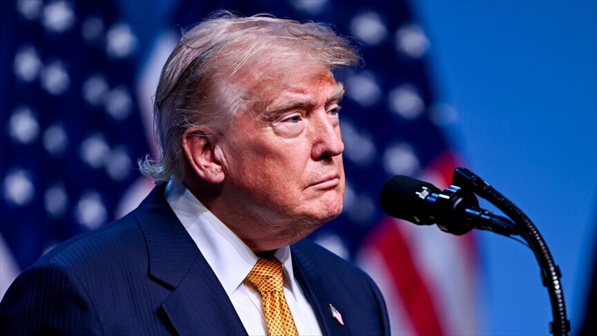 Trump’ın bu yıl içinde Kuzey Kore lideri Kim ile yüz yüze görüşmek istediği iddia edildi Trump’ın bu yıl içinde Kuzey Kore lideri Kim ile yüz yüze görüşmek istediği iddia edildi