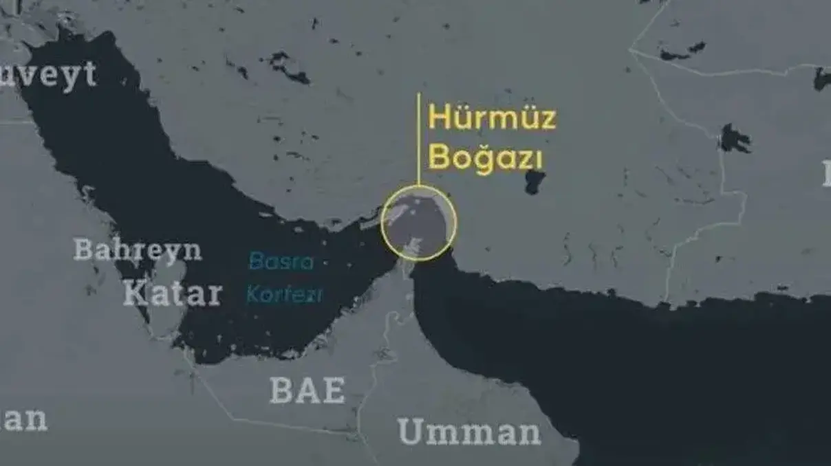 Sondakika:Hürmüz Boğazı’nda ticari gemi vuruldu: 1 ölü, 3 yaralı