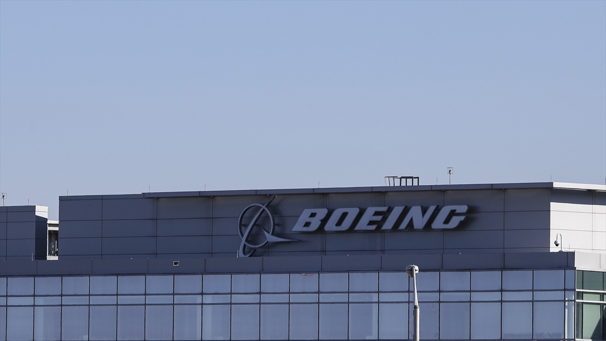 ABD Donanması’nın yaklaşık 20 milyar dolarlık 6. nesil savaş uçağı ihalesi Boeing’e verildi ABD Donanması’nın yaklaşık 20 milyar dolarlık 6. nesil savaş uçağı ihalesi Boeing’e verildi